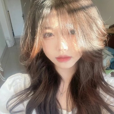 我的同桌是校花